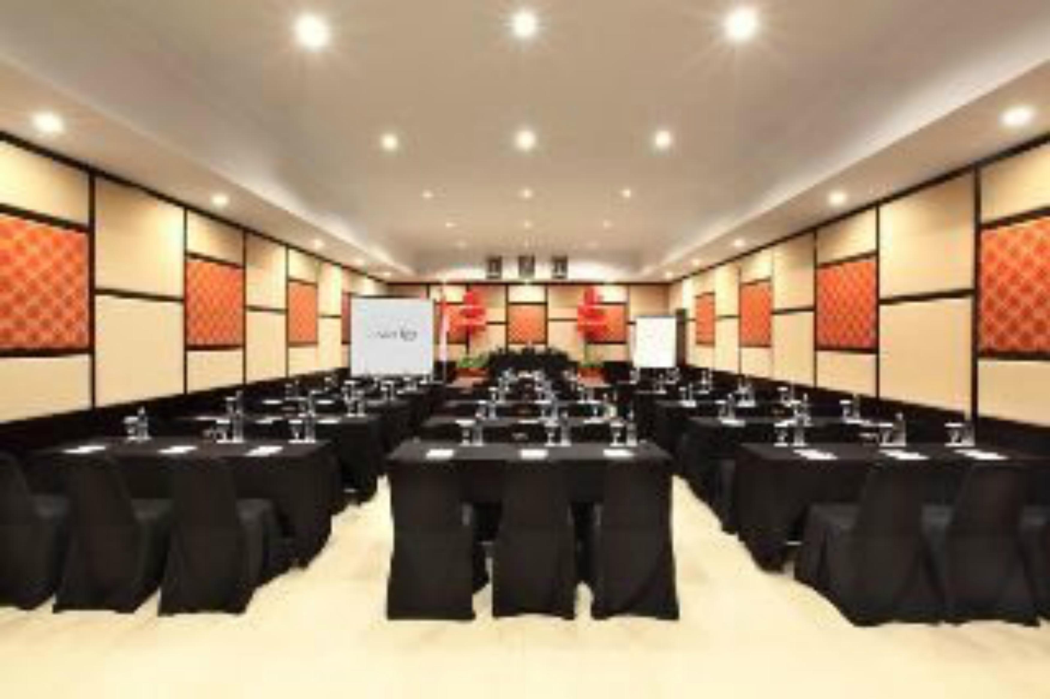 Adhi Jaya Hotel Kuta Lombok Exterior foto