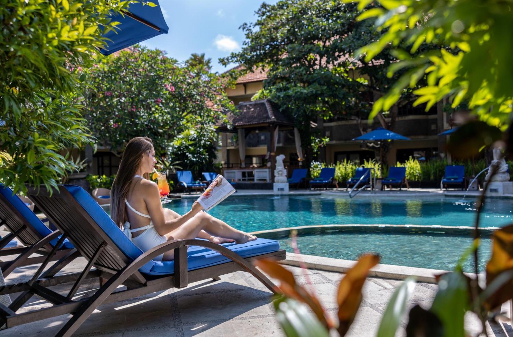 Adhi Jaya Hotel Kuta Lombok Exterior foto