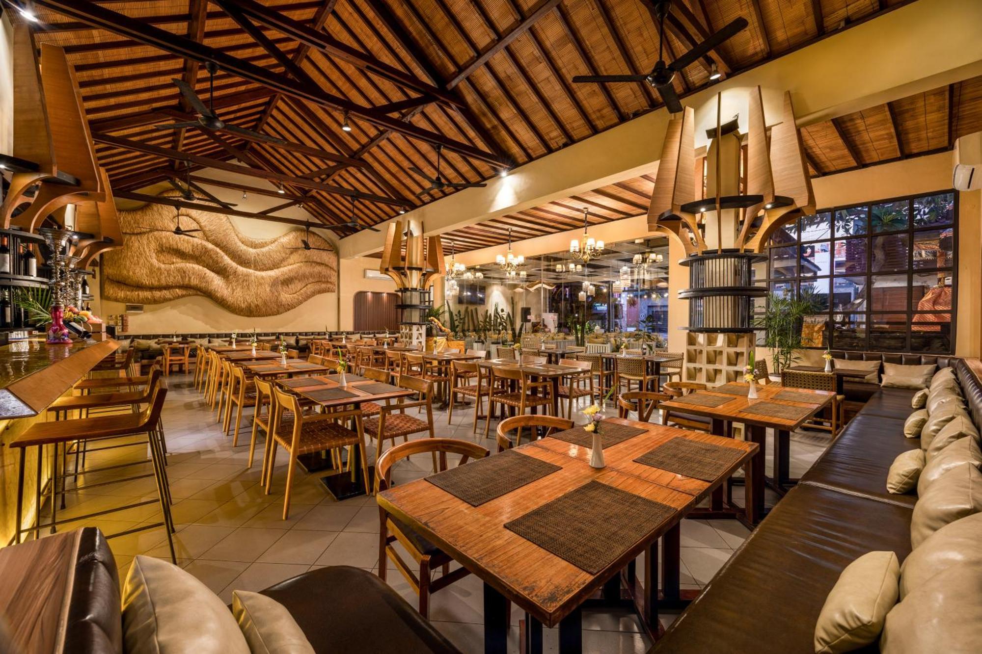 Adhi Jaya Hotel Kuta Lombok Exterior foto