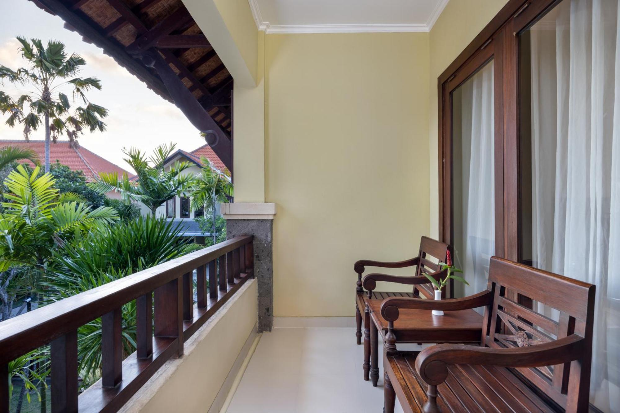 Adhi Jaya Hotel Kuta Lombok Exterior foto